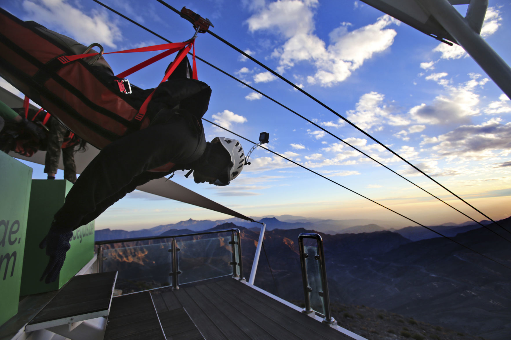 Emirates World Zipline Record